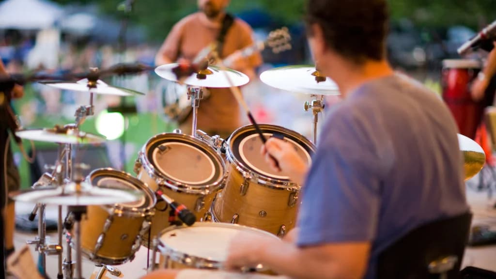You can enjoy lively music at SpringFest!